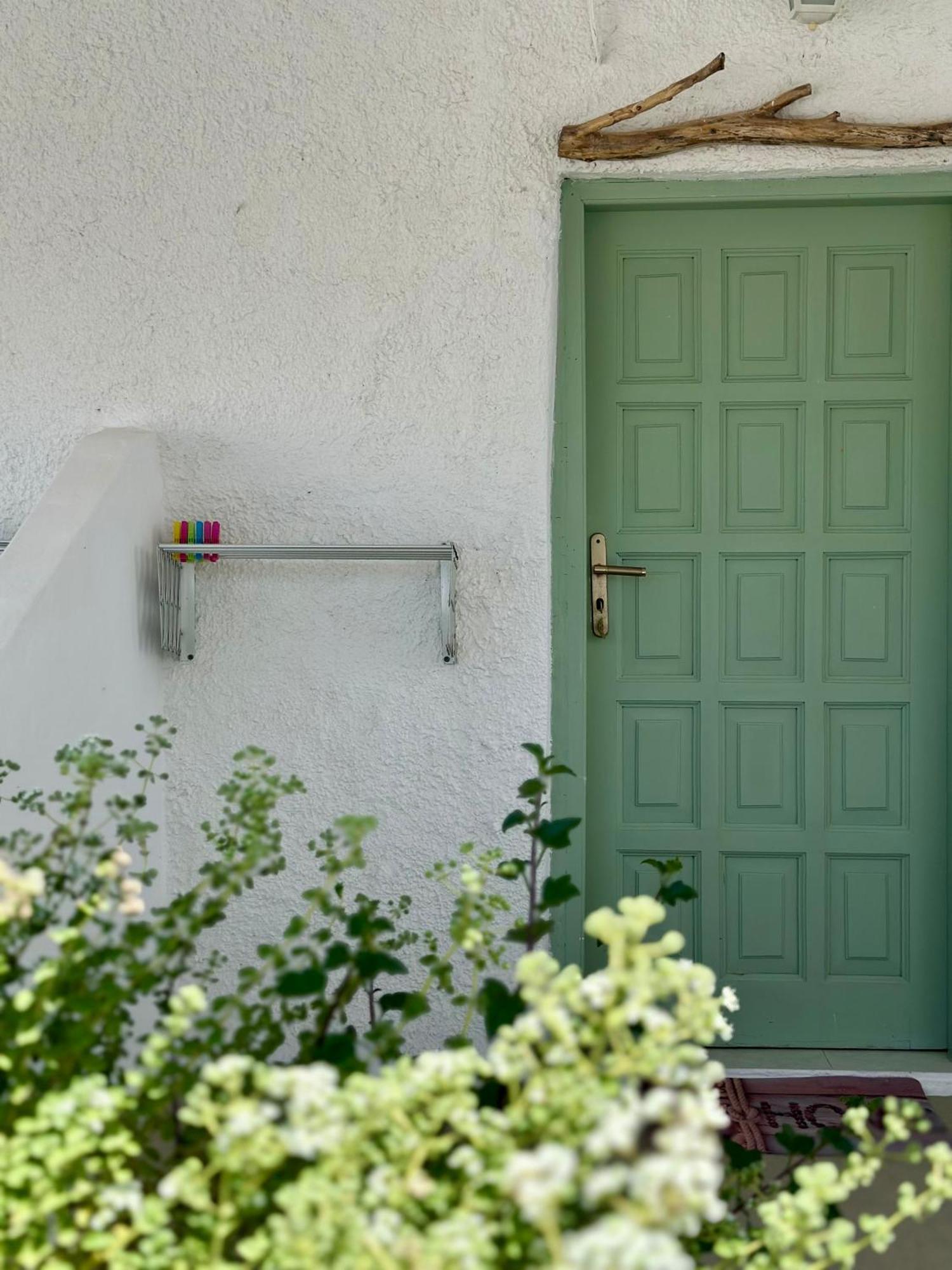 Errika'S Sweet Home Provatas Exterior photo